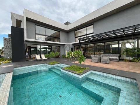 Sobrado à venda em Porto Rico, Porto Rico, com 5 suítes, com 557 m², Porto Rico Resort Residence